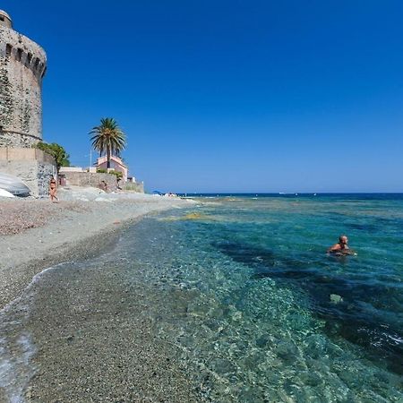 Appartement Vue Sur Mer Santa-Maria-di-Lota Bagian luar foto