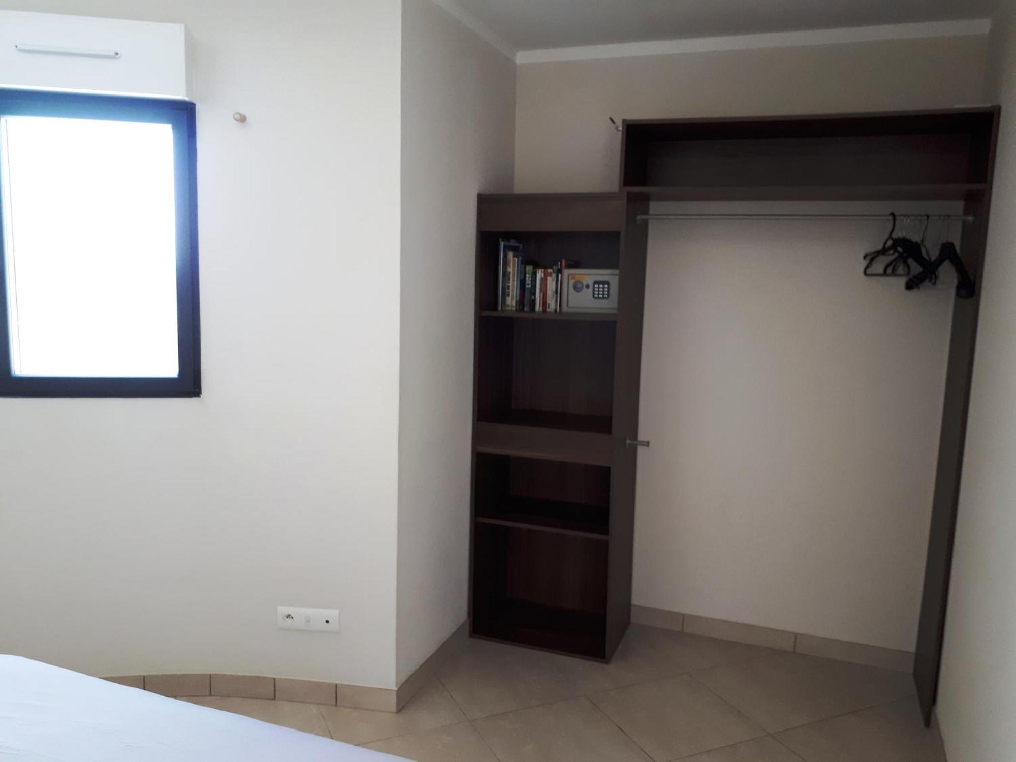 Appartement Vue Sur Mer Santa-Maria-di-Lota Bagian luar foto